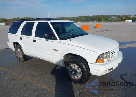 1998 Oldsmobile Bravada из США, поврежденный, VIN 1GHDT13W4W2720715